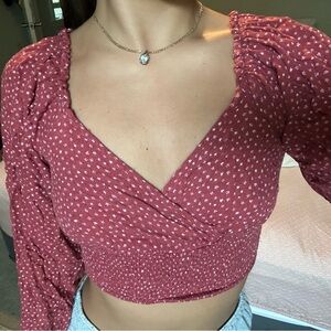 Cute wrap top size small!